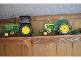 Property photo 128 - EQUIPMENT & PERSONAL PROPERTY AUCTION